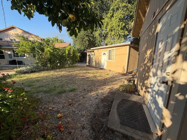3911 Noble Ct, Sacramento, CA 95821