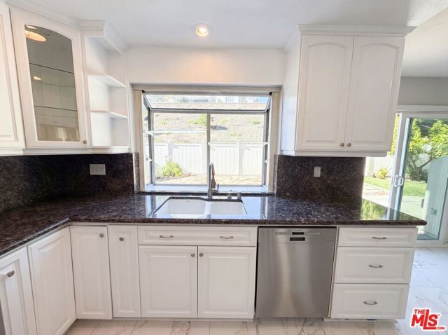 28011 Virginia, Mission Viejo, CA 92692