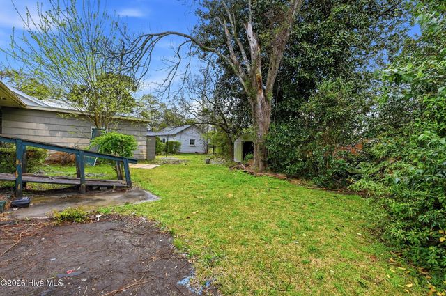 2422 Princess Place Drive, Wilmington, NC 28405