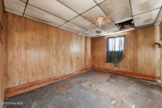 2422 Princess Place Drive, Wilmington, NC 28405