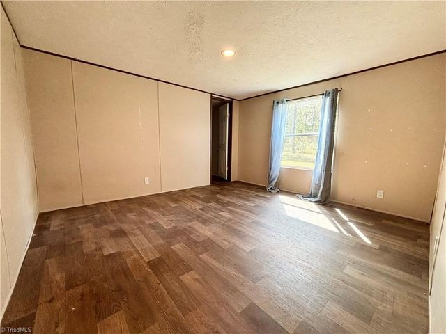 143 Galadrim Way, Advance, NC 27006