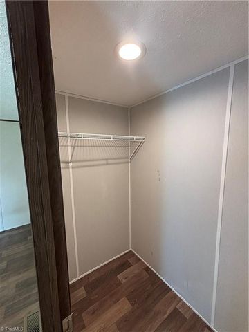 143 Galadrim Way, Advance, NC 27006