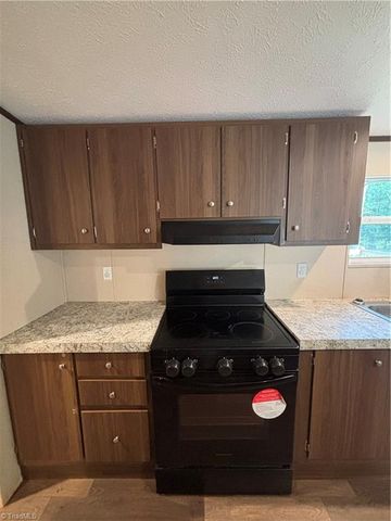 143 Galadrim Way, Advance, NC 27006