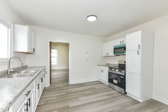 402 W Monroe Street, Alexandria, IN 46001