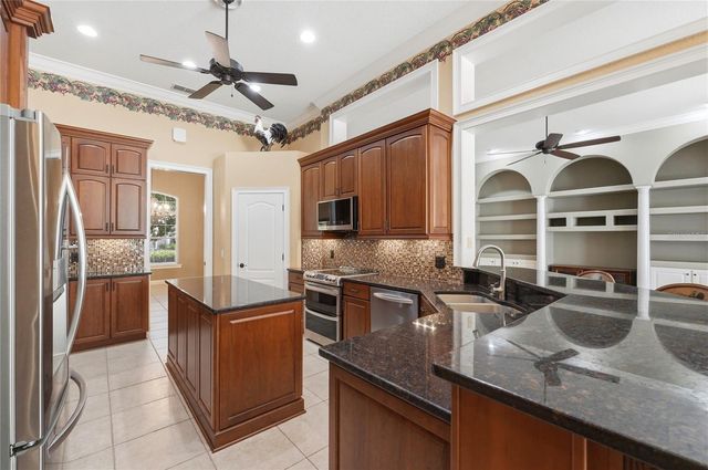 328 HAMILTON SHORES DRIVE NE, Winter Haven, FL 33881