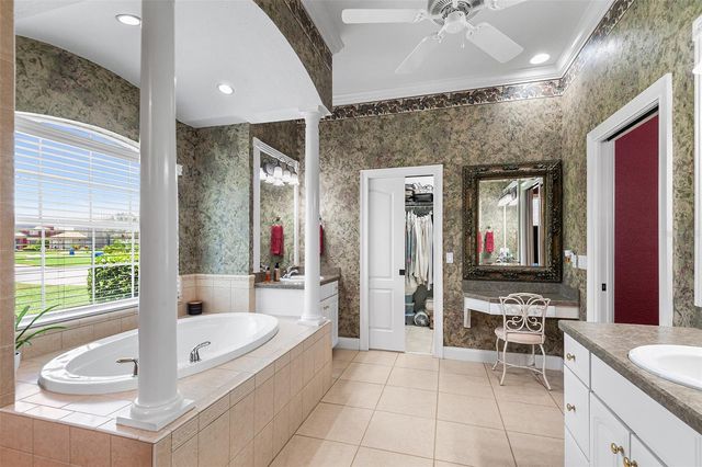 328 HAMILTON SHORES DRIVE NE, Winter Haven, FL 33881