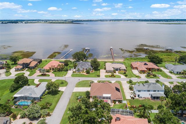 328 HAMILTON SHORES DRIVE NE, Winter Haven, FL 33881