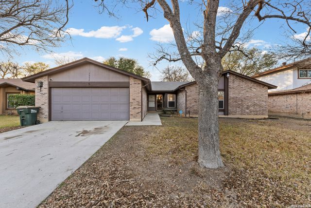 7919 MISTY FOREST, San Antonio, TX 78239