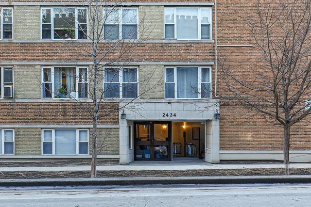 2424 W Estes Avenue 4I, Chicago, IL 60645