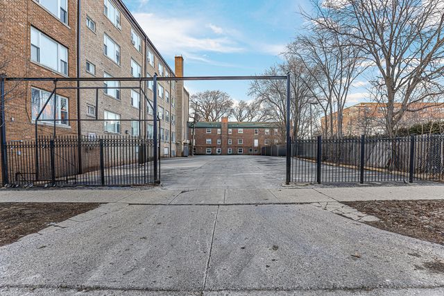 2424 W Estes Avenue 4I, Chicago, IL 60645