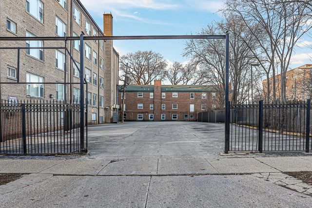 2424 W Estes Avenue 4I, Chicago, IL 60645