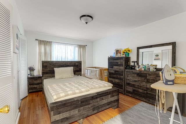 2424 W Estes Avenue 4I, Chicago, IL 60645