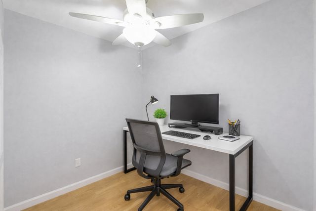 2424 W Estes Avenue 4I, Chicago, IL 60645