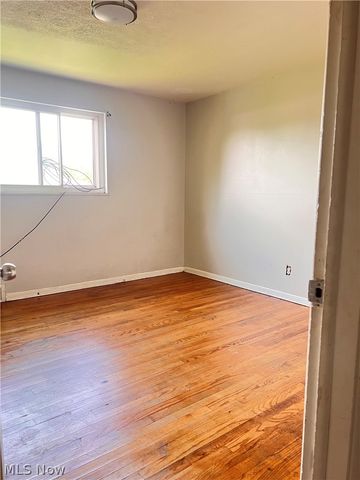 16350 Rockside Road, Maple Heights, OH 44137