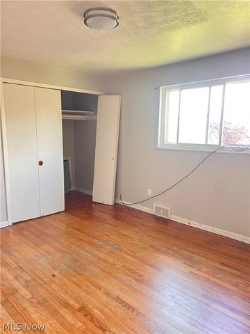 16350 Rockside Road, Maple Heights, OH 44137
