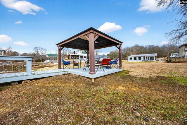 1037 Natures Cove Road, Saluda, SC 29138