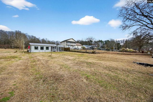 1037 Natures Cove Road, Saluda, SC 29138