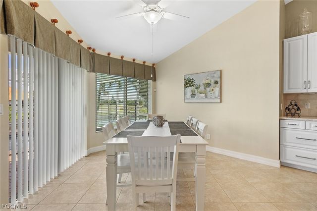 2013 SW 31st TER, Cape Coral, FL 33914