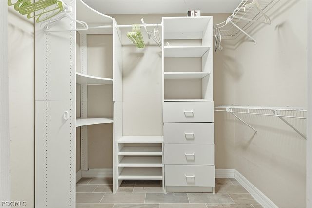 2013 SW 31st TER, Cape Coral, FL 33914