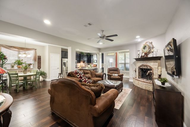 11616 Twining Branch Circle, Fort Worth, TX 76052