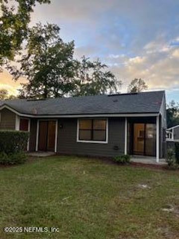 8437 LONG MEADOW Circle N, Jacksonville, FL 32244