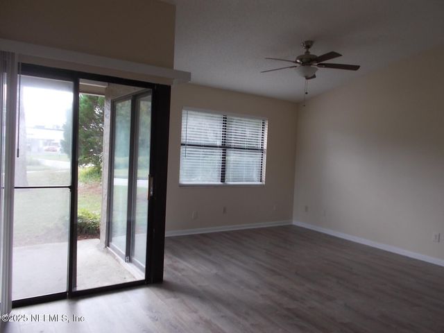 8437 LONG MEADOW Circle N, Jacksonville, FL 32244