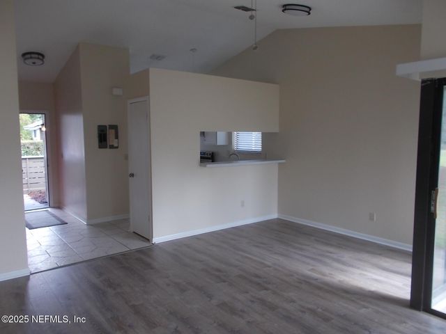 8437 LONG MEADOW Circle N, Jacksonville, FL 32244