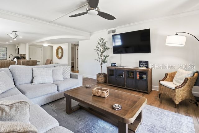85 Folly Field Rd Apt 6106, Hilton Head Island, SC 29928