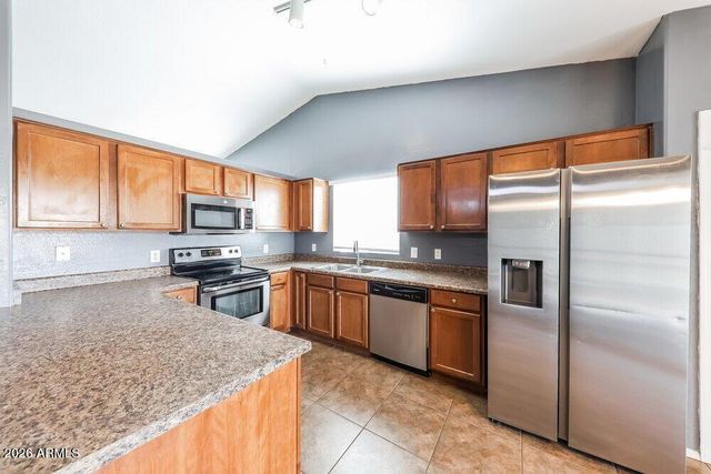 5404 S 28th Avenue, Phoenix, AZ 85041