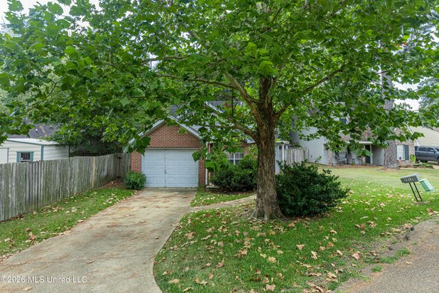 2012 Red Oak Drive, Brandon, MS 39042