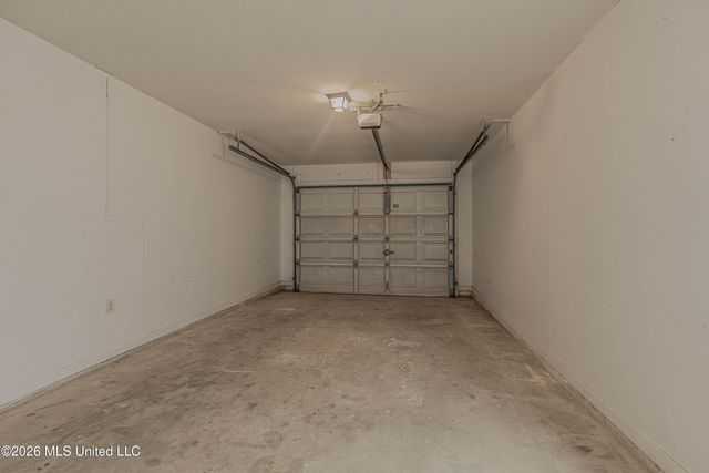 2012 Red Oak Drive, Brandon, MS 39042
