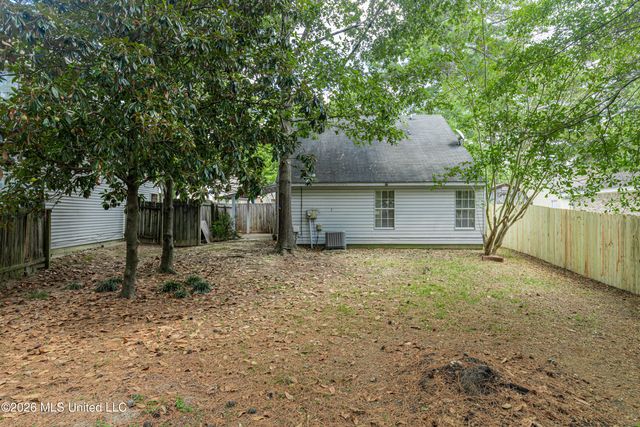 2012 Red Oak Drive, Brandon, MS 39042