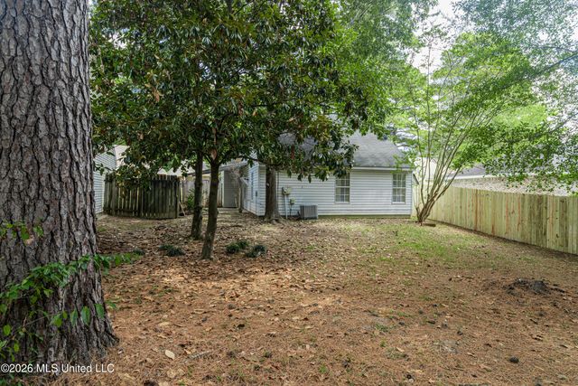 2012 Red Oak Drive, Brandon, MS 39042
