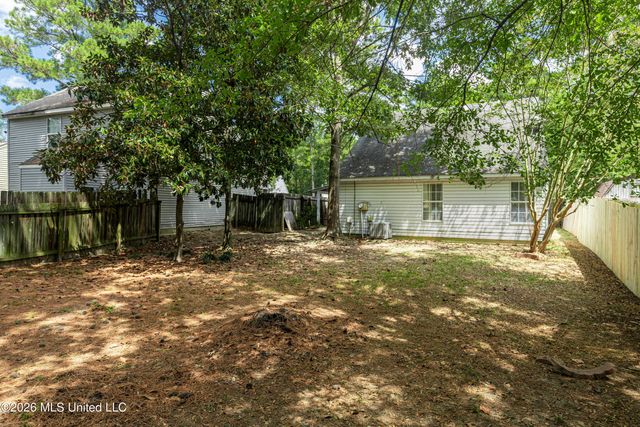 2012 Red Oak Drive, Brandon, MS 39042