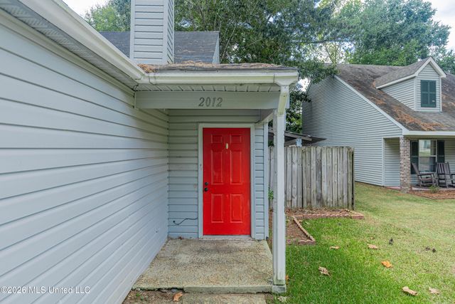 2012 Red Oak Drive, Brandon, MS 39042
