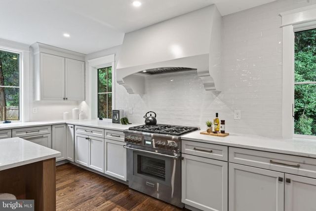 1013 INDIAN CREEK RD, Wynnewood, PA 19096