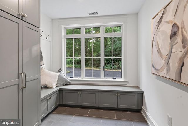 1013 INDIAN CREEK RD, Wynnewood, PA 19096