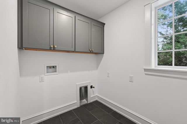 1013 INDIAN CREEK RD, Wynnewood, PA 19096