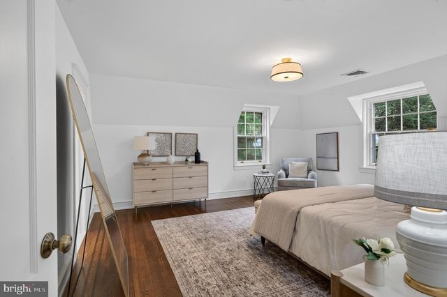 1013 INDIAN CREEK RD, Wynnewood, PA 19096