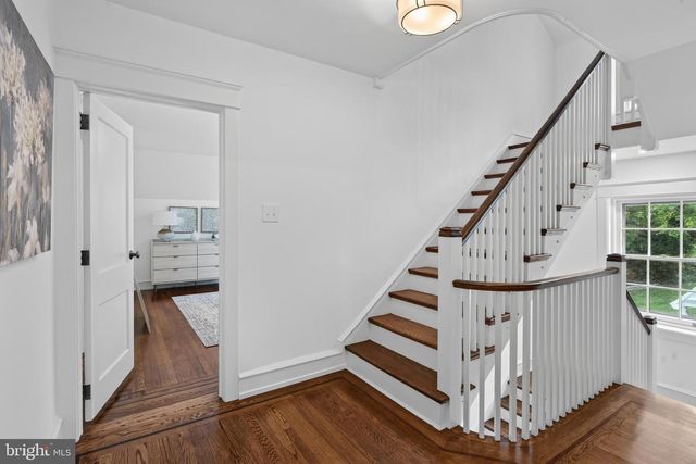 1013 INDIAN CREEK RD, Wynnewood, PA 19096