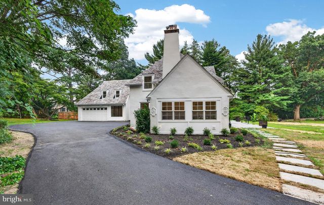 1013 INDIAN CREEK RD, Wynnewood, PA 19096