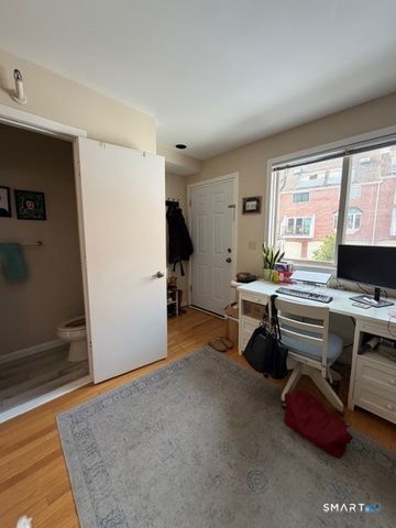 101 Grove Street APT 17, Stamford, CT 06901