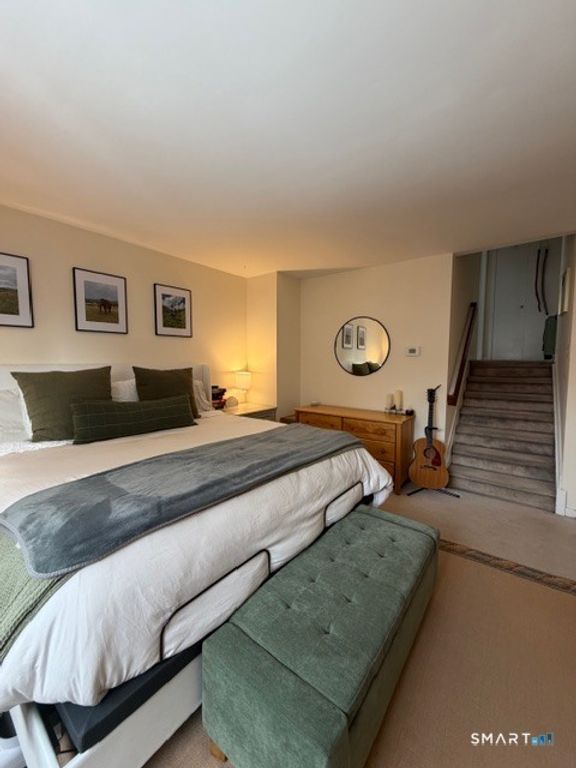 101 Grove Street APT 17, Stamford, CT 06901