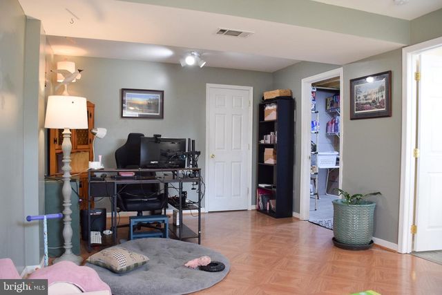 169 MARLOWE DR, Inwood, WV 25428