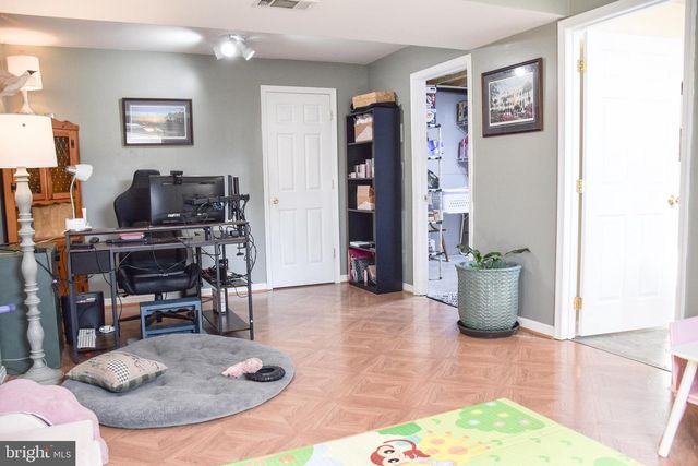 169 MARLOWE DR, Inwood, WV 25428