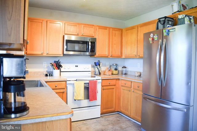 169 MARLOWE DR, Inwood, WV 25428