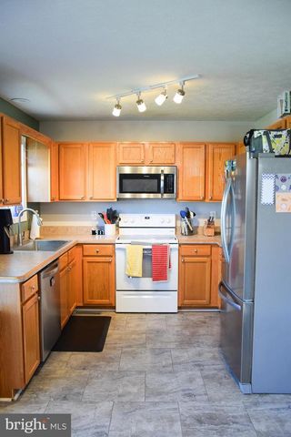 169 MARLOWE DR, Inwood, WV 25428