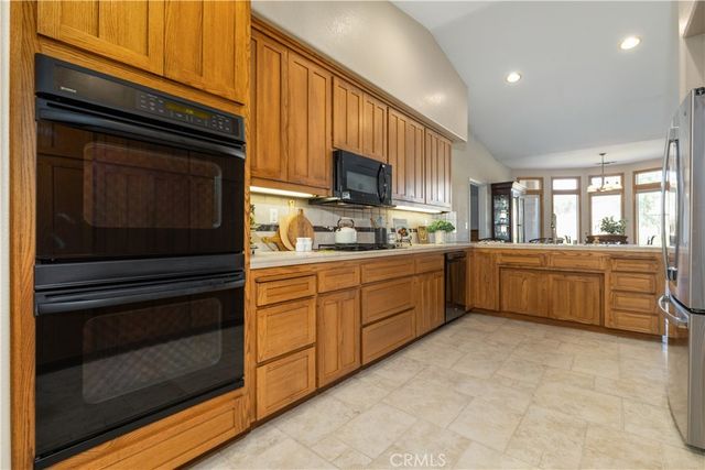 1615 Buggywhip Lane, Paso Robles, CA 93446