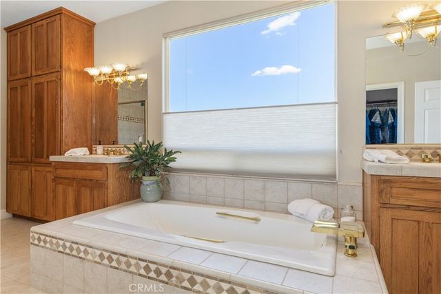 1615 Buggywhip Lane, Paso Robles, CA 93446
