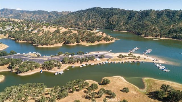 1615 Buggywhip Lane, Paso Robles, CA 93446